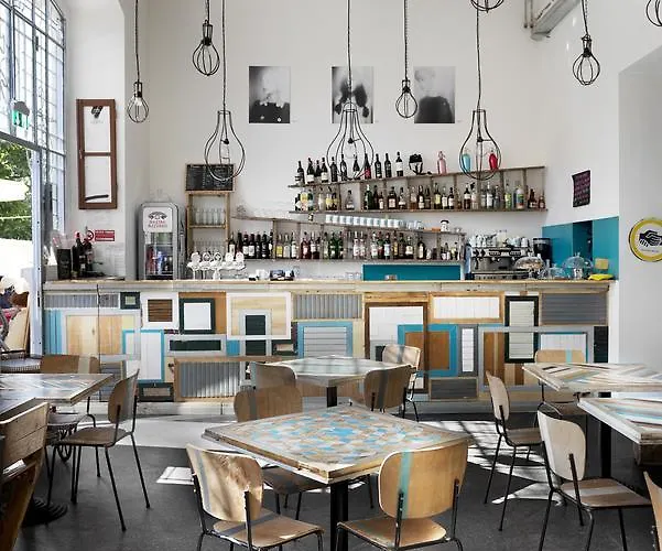 Madama & BistrotHostel